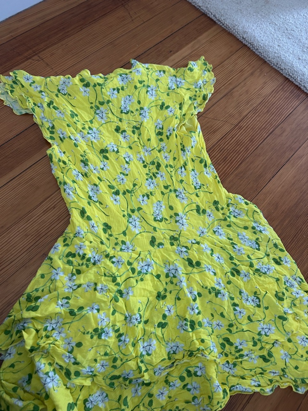 Alice and Olivia Yellow Floral Ruffled Dress - Picture 3 of 3